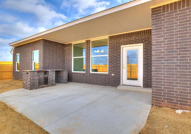 43rd image of 16001 Catalonia Pl, Oklahoma City, OK 73170 | MLS# 1245779