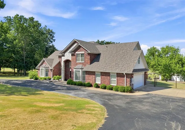 2nd image of 1000 N Cimarron Hl, Stillwater, OK 74075 | MLS# 1245787