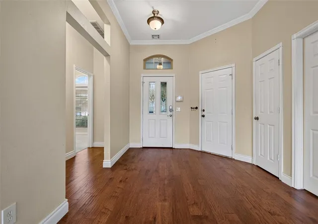 2nd image of 1721 Fawn Valley Ln, Edmond, OK 73003 | MLS# 1245794