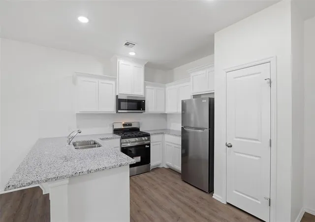 Photo 3 of Multi family home for sale at 10613 Sw 17th Ter, Yukon, OK 73099 | MLS# 1245802 | Listing updated on 2026-08-26