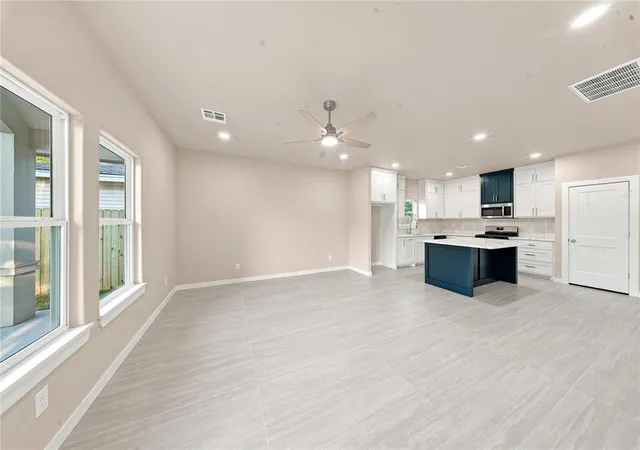 Photo 2 of Sale Pending at 313 Se 51St St, Oklahoma City, OK 73129 | MLS# 1245803 | Listing updated on 2026-10-16