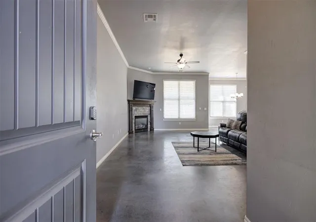 Photo 4 of Single family home for sale at 10920 Sw 36Th St, Yukon, OK 73099 | MLS# 1245826 | Listing updated on 2026-10-02