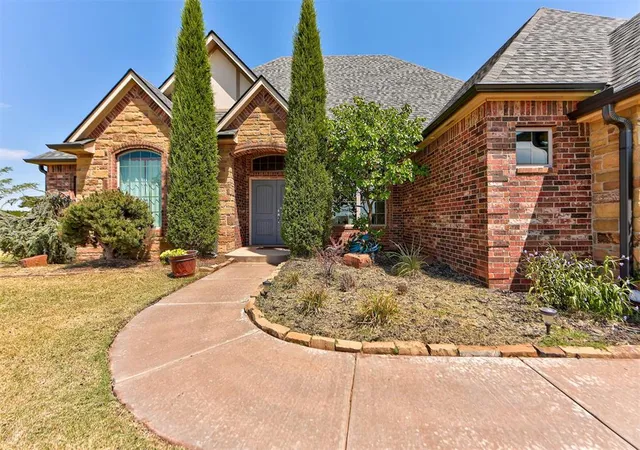 Photo 3 of Single family home for sale at 281 Meadow Lark Ln, Blanchard, OK 73010 | MLS# 1245829 | Listing updated on 2026-08-24