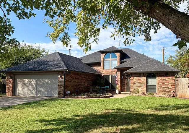 1st image of 5001 Ladbrook St, Norman, OK 73072 | MLS# 1245831