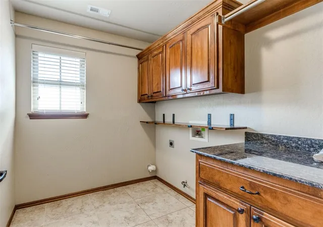 24th image of 313 Sw 171st St, Oklahoma City, OK 73170 | MLS# 1245837