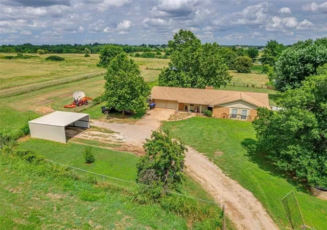 2nd image of 201 N 72nd St, Noble, OK 73068 | MLS# 1245842