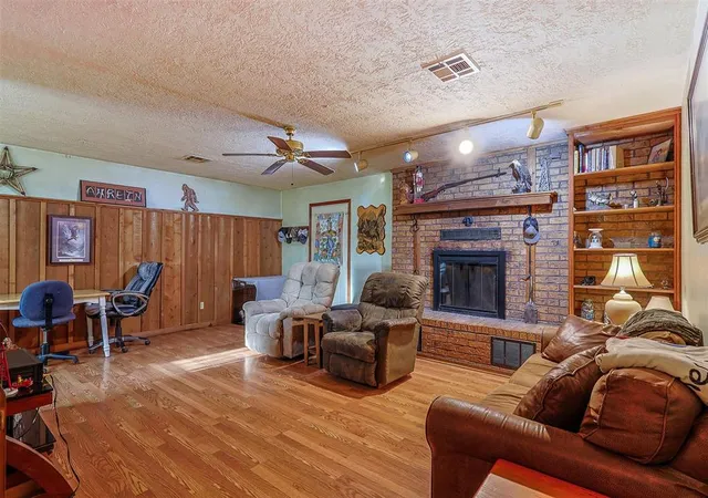 Photo 3 of Single family home for sale at 201 N 72Nd St, Noble, OK 73068 | MLS# 1245842 | Listing updated on 2026-08-26
