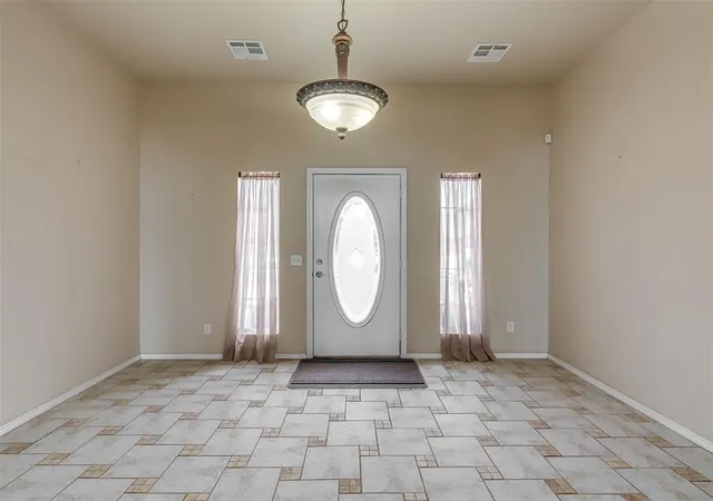 4th image of 2365 Elm Tree Ln, Blanchard, OK 73010 | MLS# 1245863