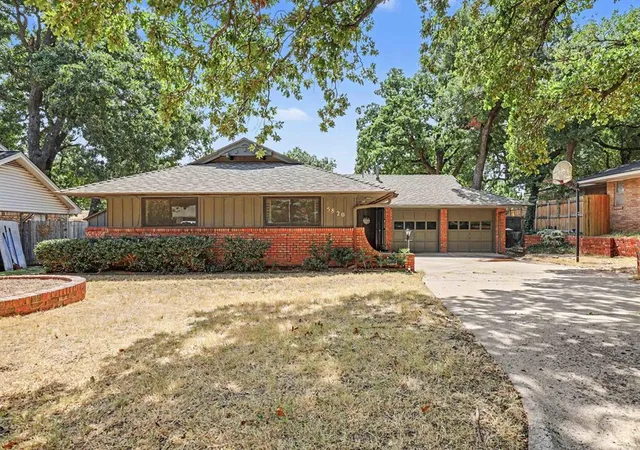 Photo 3 of Single family home for sale at 5820 Nw 31st St, Oklahoma City, OK 73122 | MLS# 1245867 | Listing updated on 2026-09-15