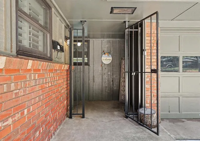 Photo 3 of Single family home for sale at 5820 Nw 31St St, Oklahoma City, OK 73122 | MLS# 1245867 | Listing updated on 2026-09-15