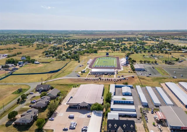 34th image of 1514 Pineridge Cir, Piedmont, OK 73078 | MLS# 1245869