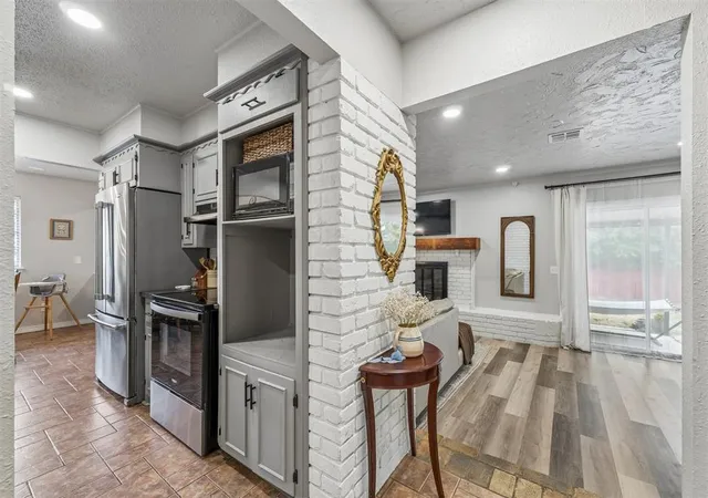 Photo 4 of Sale Pending at 3604 N Ann Arbor Pl, Oklahoma City, OK 73122 | MLS# 1245870 | Listing updated on 2026-08-27
