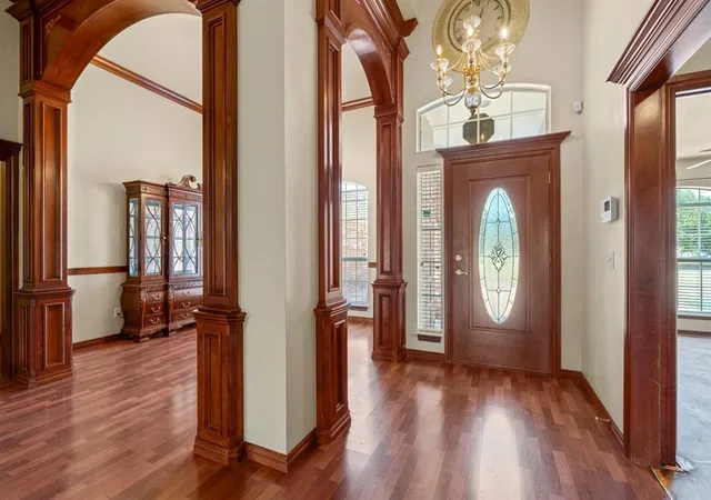 Photo 3 of Sale Pending at 600 Pleasant Dr, Oklahoma City, OK 73170 | MLS# 1245887 | Listing updated on 2026-09-30