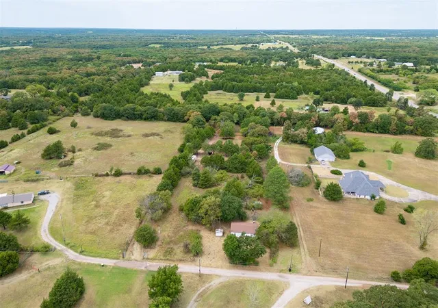 18th image of 118 N Hurst Ln, Tecumseh, OK 74873 | MLS# 1245890