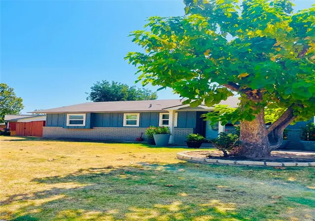 Photo 2 of Single family home for sale at 2216 N Mueller Ave, Bethany, OK 73008 | MLS# 1245898 | Listing updated on 2026-09-20
