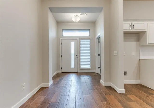 Photo 3 of Single family home for sale at 10317 Nw 34th Ter, Yukon, OK 73099 | MLS# 1245907 | Listing updated on 2026-09-22