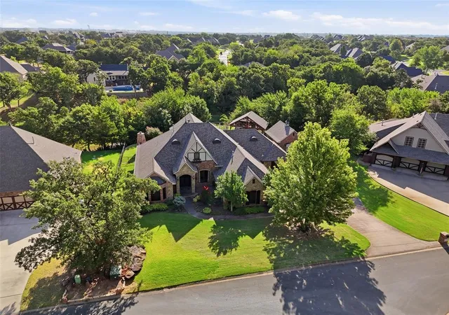 5th image of 9172 Bergamo Blvd, Edmond, OK 73034 | MLS# 1245909