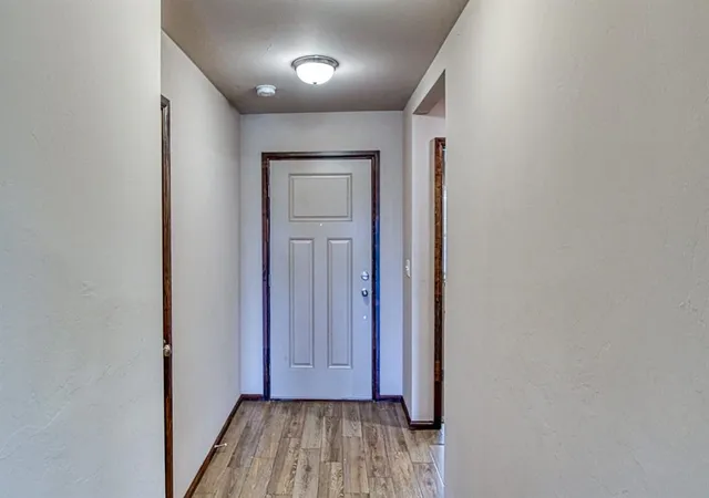 Photo 3 of Single family home for sale at 6509 Se 87th St, Oklahoma City, OK 73135 | MLS# 1245923 | Listing updated on 2026-09-01