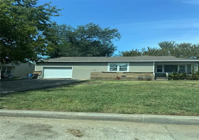 1st image of 13 E 44th St, Tulsa, OK 74105 | MLS# 1245931