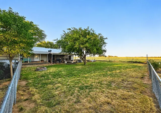 Photo 3 of Single family home for sale at 20456 E 1410 Rd #109, Lone Wolf, OK 73655 | MLS# 1245938 | Listing updated on 2026-08-26