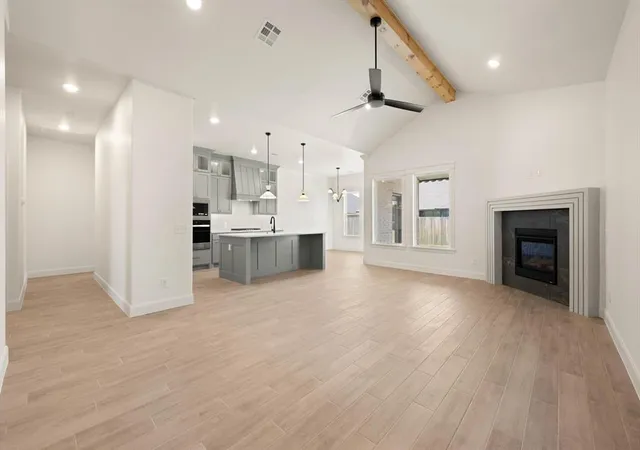 Photo 3 of Single family home for sale at 5009 Vine Cliff Rd, Mustang, OK 73064 | MLS# 1245940 | Listing updated on 2026-10-20