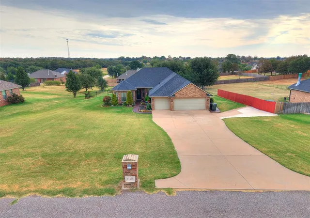 Photo 2 of Single family home for sale at 11456 Coyote Run, Guthrie, OK 73044 | MLS# 1245947 | Listing updated on 2026-08-28