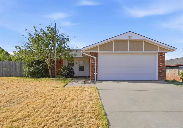 1st image of 6310 Sw Park Pl, Lawton, OK 73505 | MLS# 1245948