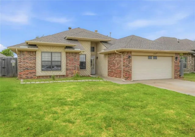 2nd image of 14509 Briarcliff Dr, Oklahoma City, OK 73170 | MLS# 1245965