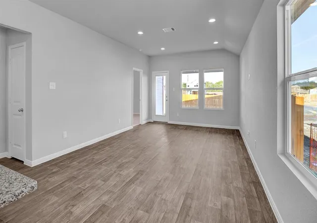 Photo 3 of Single family home for sale at 10401 Red Thistle Dr, Oklahoma City, OK 73114 | MLS# 1245975 | Listing updated on 2026-08-26