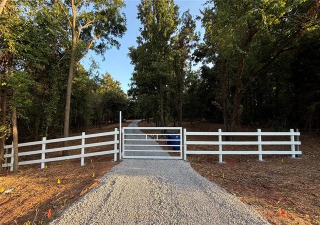 Photo 1 of Land for sale at 8750 E Waterloo Rd, Arcadia, OK 73007 | MLS# 1245979 | Listing updated on 2026-08-31