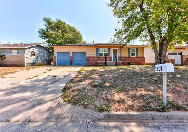 Photo 1 of Sale Pending at 1501 Dianna Dr, Yukon, OK 73099 | MLS# 1246006 | Listing updated on 2026-09-23
