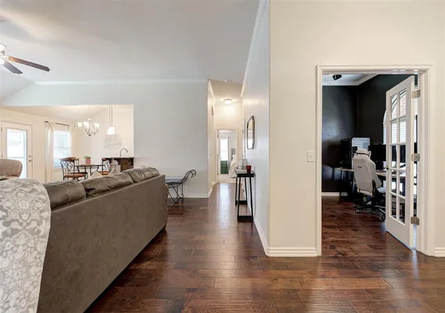Photo 4 of Single family home for sale at 2912 NW 183rd Circle, Edmond, OK 73012 | MLS# 1246018 | Listing updated on 2026-09-23