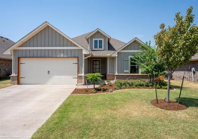 Photo 1 of Sale Pending at 16121 Villa Valeria Wy, Edmond, OK 73013 | MLS# 1246034 | Listing updated on 2026-09-02