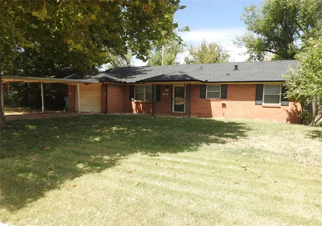Photo 1 of Single family home for sale at 2913 Nw 70th Street, Oklahoma City, OK 73116 | MLS# 1246036 | Listing updated on 2026-09-21