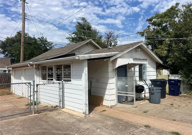 Photo 17 of Sale Pending at 2861 Nw 20Th St, Oklahoma City, OK 73107 | MLS# 1246037 | Listing updated on 2026-08-28