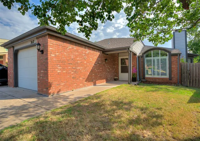 Photo 1 of Sale Pending at 317 Colony Dr, Norman, OK 73072 | MLS# 1246038 | Listing updated on 2026-08-31