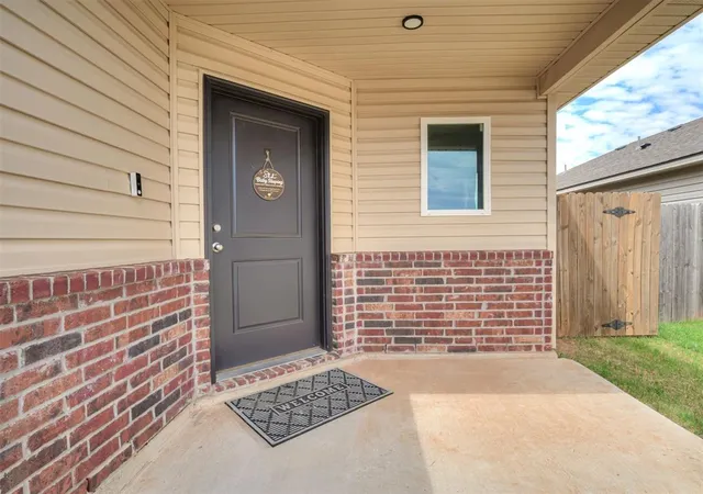 1st image of 11705 Krew Wy, Yukon, OK 73099 | MLS# 1246041