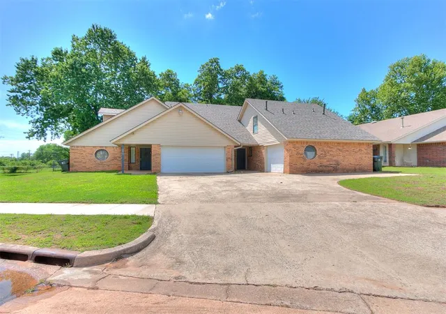 1st image of 2808 Shoreridge Ave #2810, Norman, OK 73072 | MLS# 1246044
