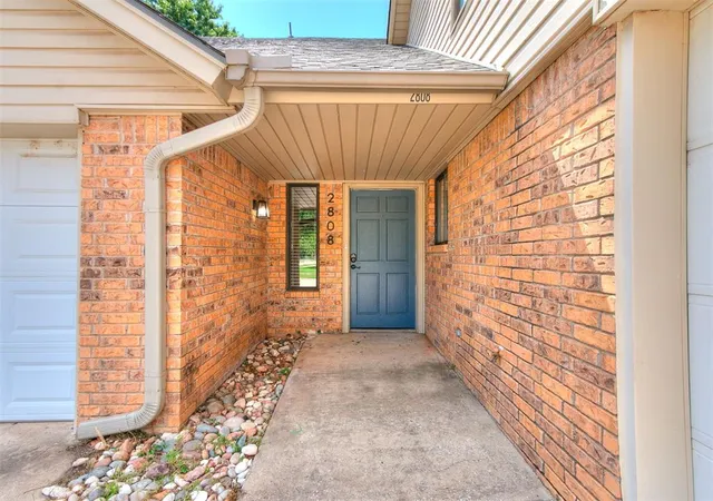 Photo 3 of Sale Pending at 2808 Shoreridge Ave #2810, Norman, OK 73072 | MLS# 1246044 | Listing updated on 2026-08-26