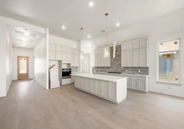 Photo 3 of Single family home for sale at 19324 S Country Dr, Edmond, OK 73012 | MLS# 1246046 | Listing updated on 2026-09-14