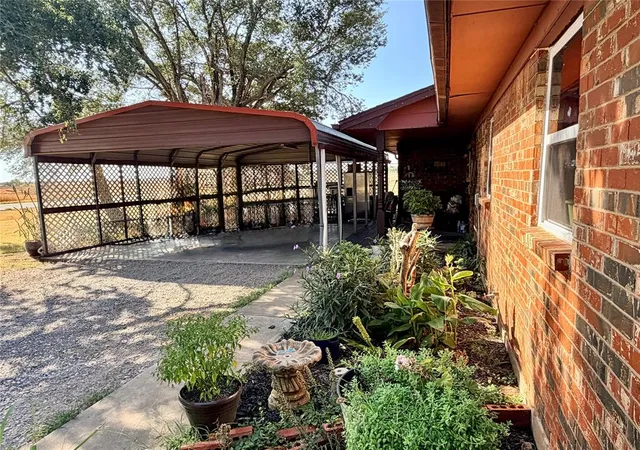 Photo 2 of Single family home for sale at 25727 Highway 8, Isabella, OK 73747 | MLS# 1246051 | Listing updated on 2026-10-16