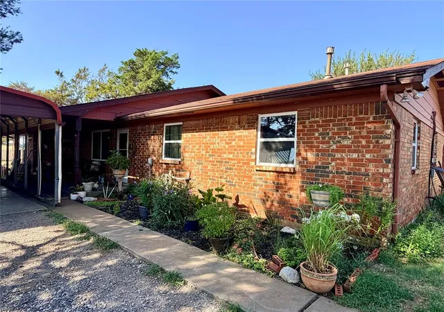 Photo 1 of Single family home for sale at 25727 Highway 8, Isabella, OK 73747 | MLS# 1246051 | Listing updated on 2026-10-16