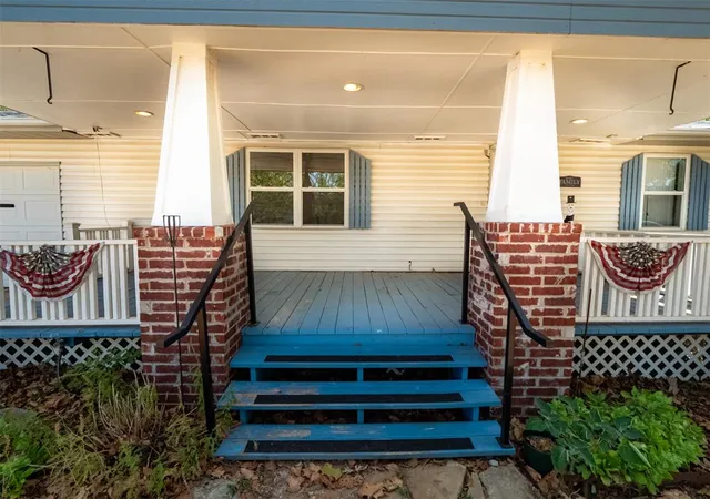 Photo 3 of Single family home for sale at 1004 Birch St, Wellston, OK 74881 | MLS# 1246056 | Listing updated on 2026-09-05