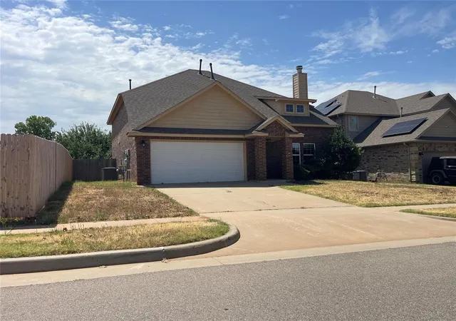 2nd image of 7324 Nw 148th St, Oklahoma City, OK 73142 | MLS# 1246062