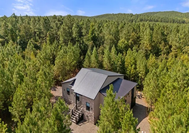 4th image of 250 Southern Spruce Trl, Broken Bow, OK 74728 | MLS# 1246069