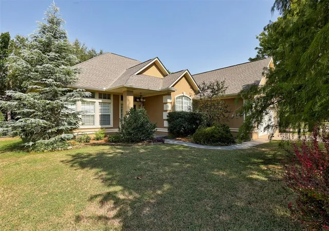 Photo 1 of Sale Pending at 3821 Woodshadow Rd, Edmond, OK 73003 | MLS# 1246077 | Listing updated on 2026-09-02