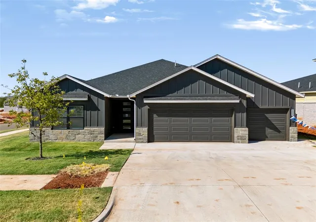 Single family home for sale at 4225 NW 180th Street, Edmond, OK 73012 | MLS# 1246100