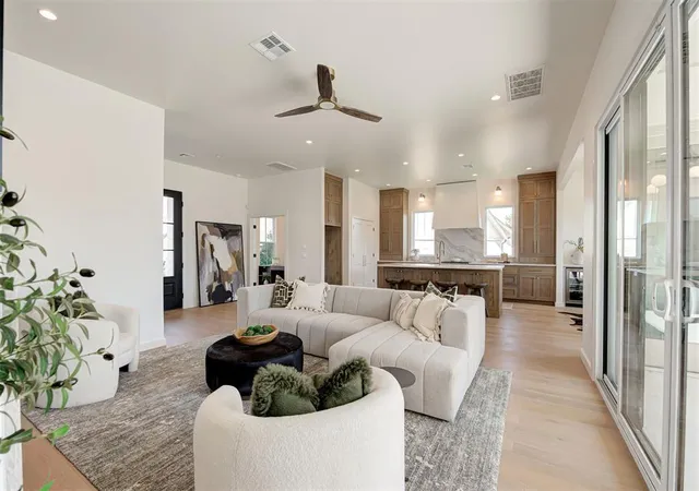 Photo 3 of Sale Pending at 2432 Amante Ct, Edmond, OK 73034 | MLS# 1246113 | Listing updated on 2026-09-15