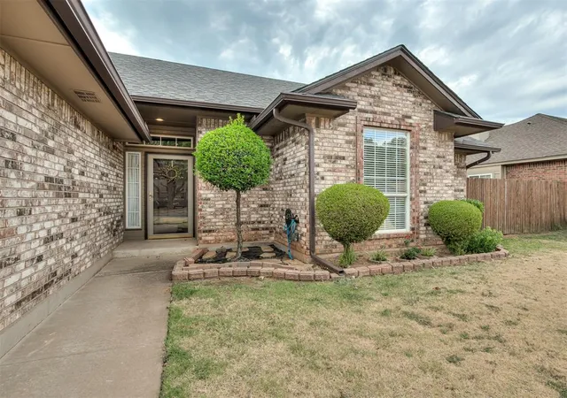 Photo 2 of Sale Pending at 9620 Blue Bonnet Pl, Oklahoma City, OK 73128 | MLS# 1246131 | Listing updated on 2026-09-02