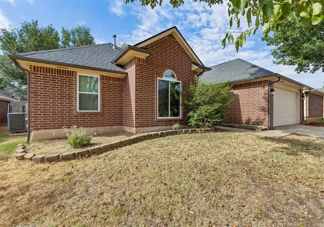 Photo 3 of Single family home for sale at 6704 Nw 131St St, Oklahoma City, OK 73142 | MLS# 1246132 | Listing updated on 2026-09-18
